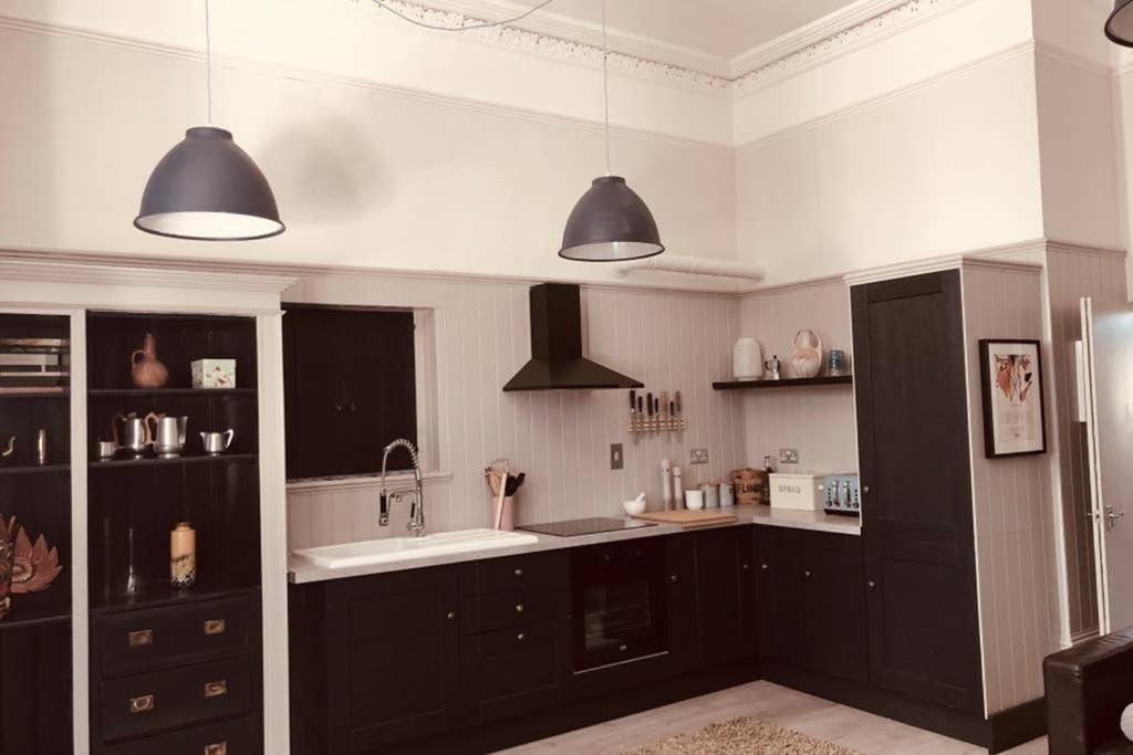 Seaside Escape - Gorgeous 2 Bed Apartment In St-Leonards-On-Sea Гастінгс Екстер'єр фото